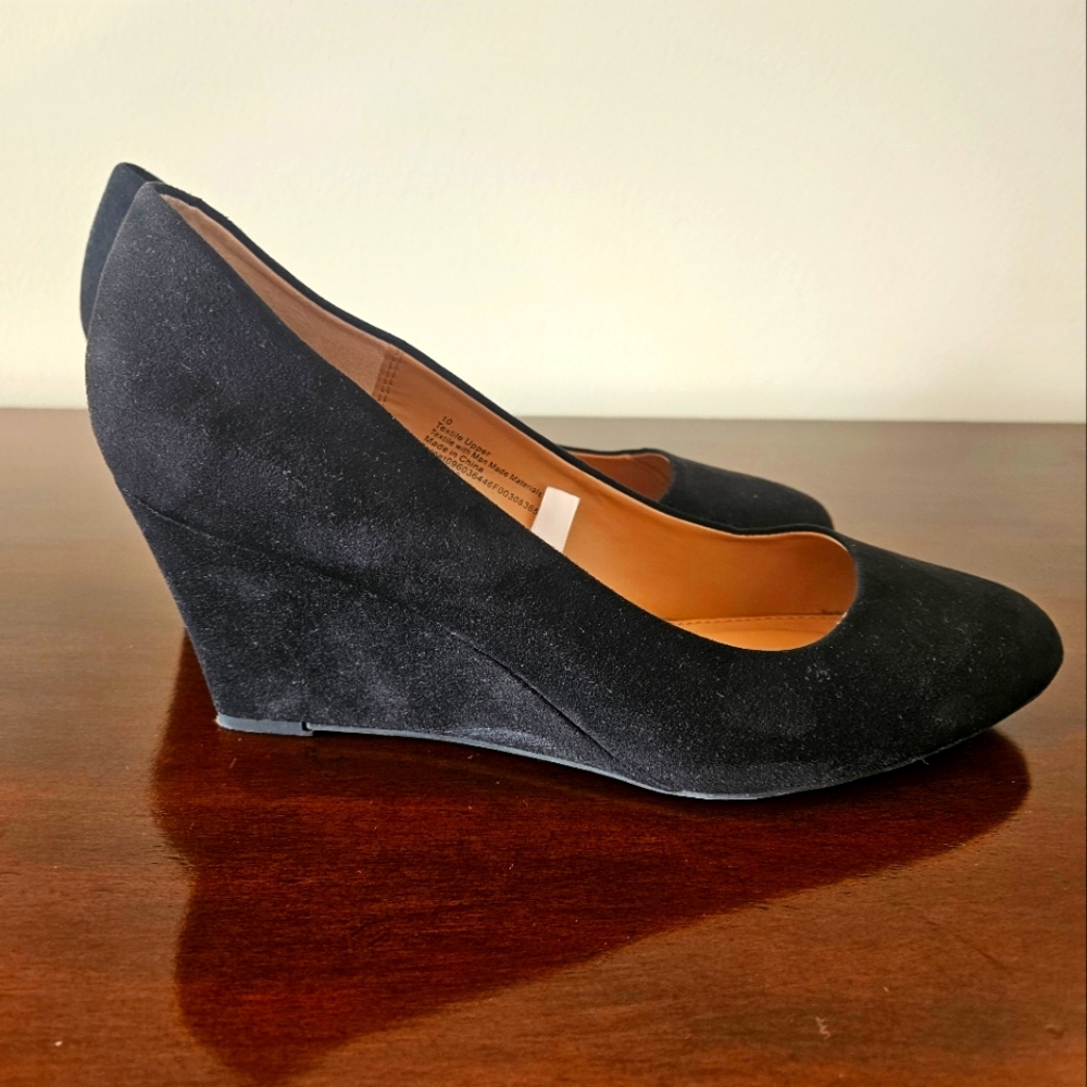 A New Day Black Suede Wedges size 10
